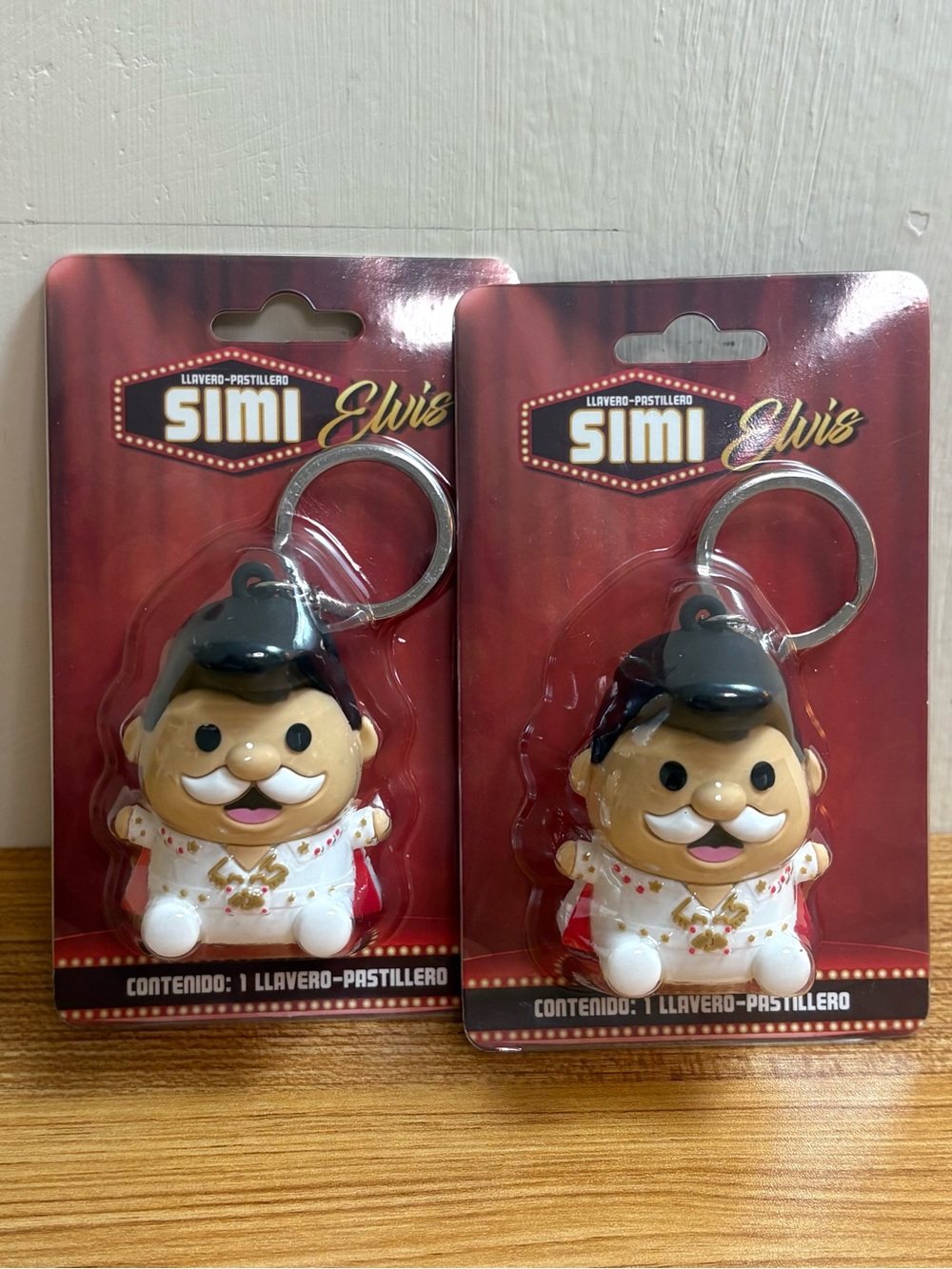 Dr. Simi White & Black Elvis Presley Keychain - Cute Collectible